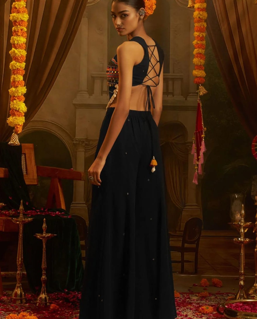 BLACK - Mirror and Thread Work Georgette Casual Kurti In Black Colour