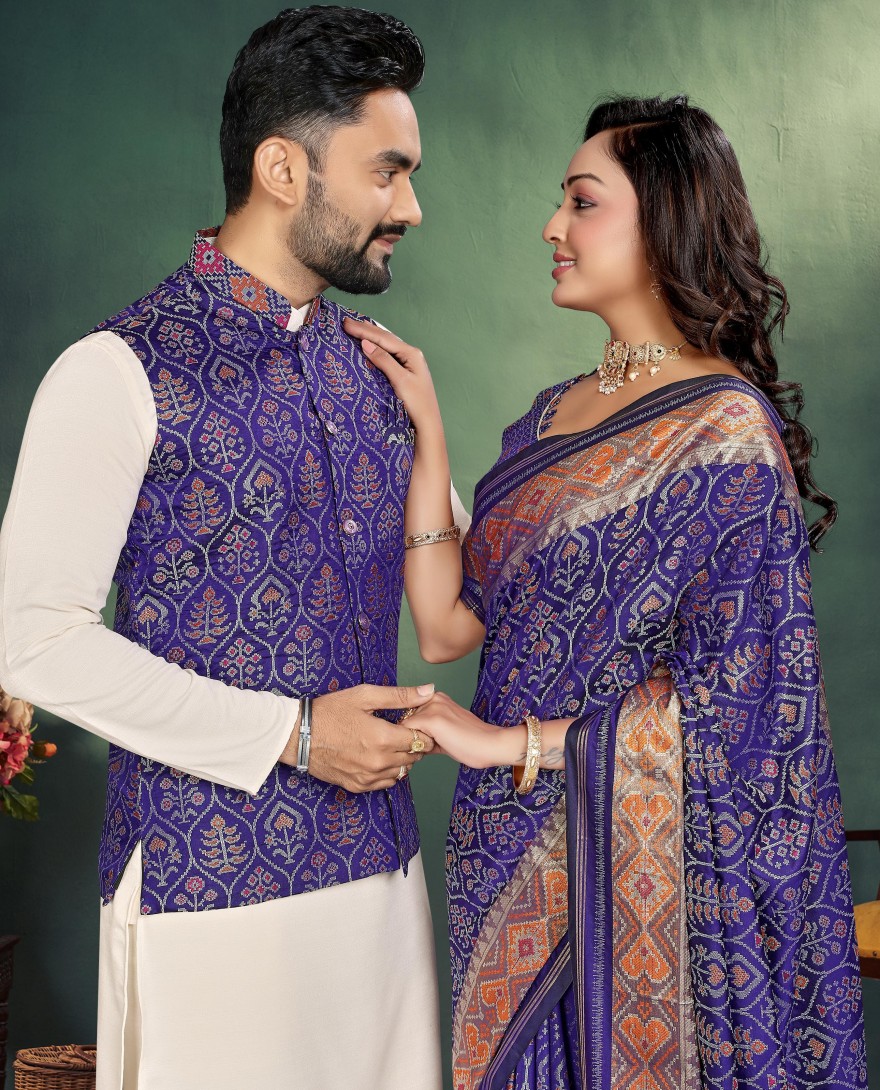  Couple Combo - Men and Women Couple Combo of Saree Kurta and Jacket in Blue Weaving Work