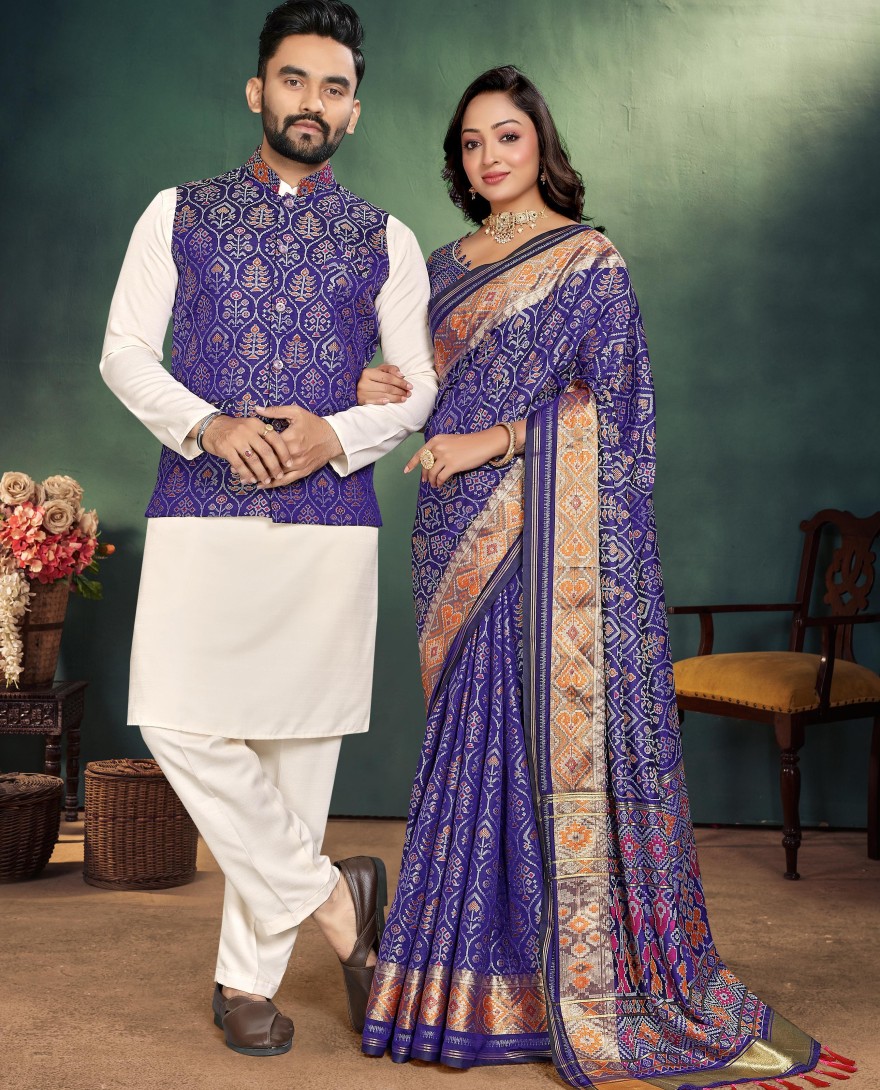  Couple Combo - Men and Women Couple Combo of Saree Kurta and Jacket in Blue Weaving Work