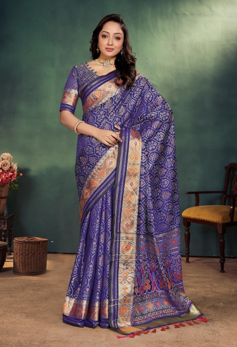 Men and Women Couple Combo of Saree Kurta and Jacket in Blue Weaving Work