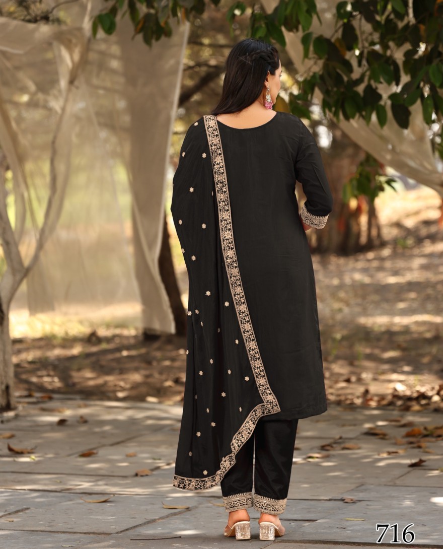 BLACK - Black Woven with Sequin Jacquard Straight Cut Suit Set