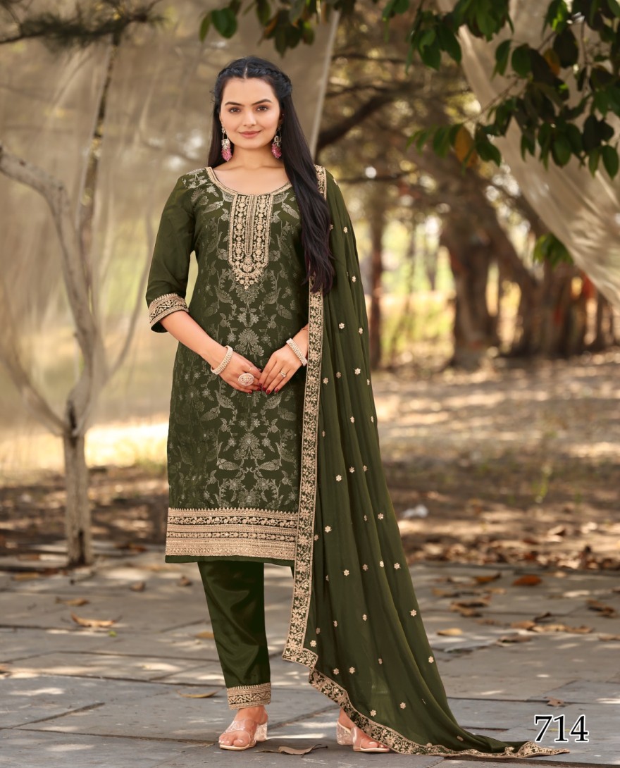 GREEN - Green Woven with Sequin Jacquard Straight Cut Suit Set