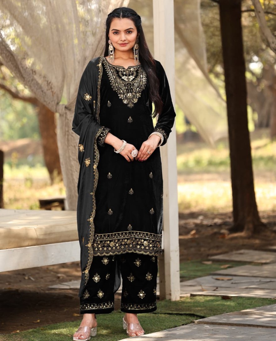 BLACK - Black Velvet Suit