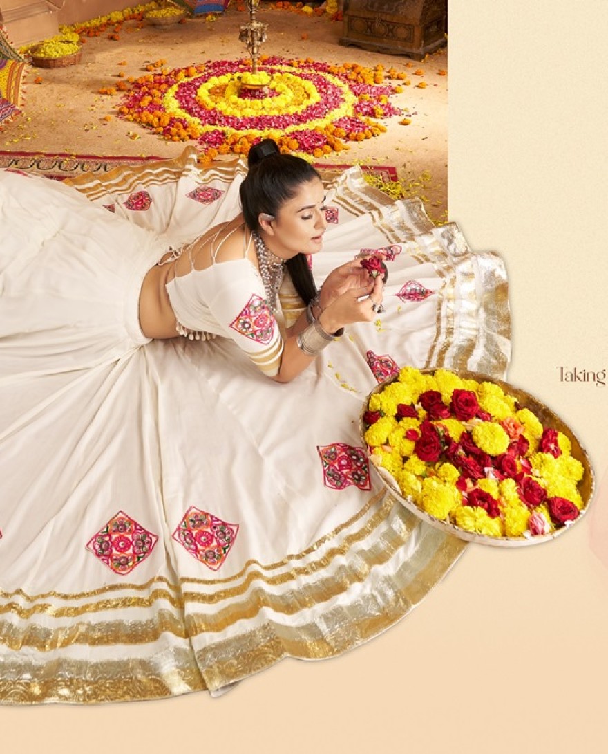 11005 - Marvelous White Embroidered Navratri Wear Lehenga Choli With Dupatta