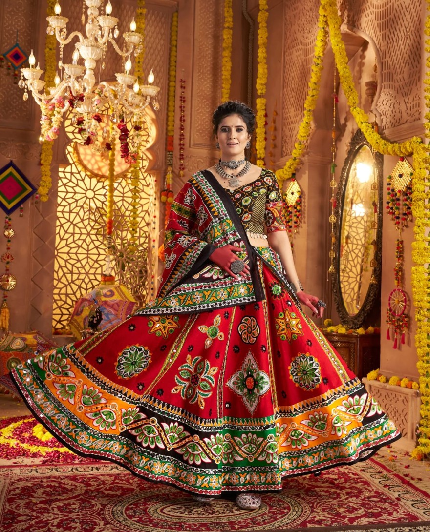 11031 - Bold Red Navratri Chaniya Choli with Traditional Kutchi Embroidery – Bindyaa Festive Wear