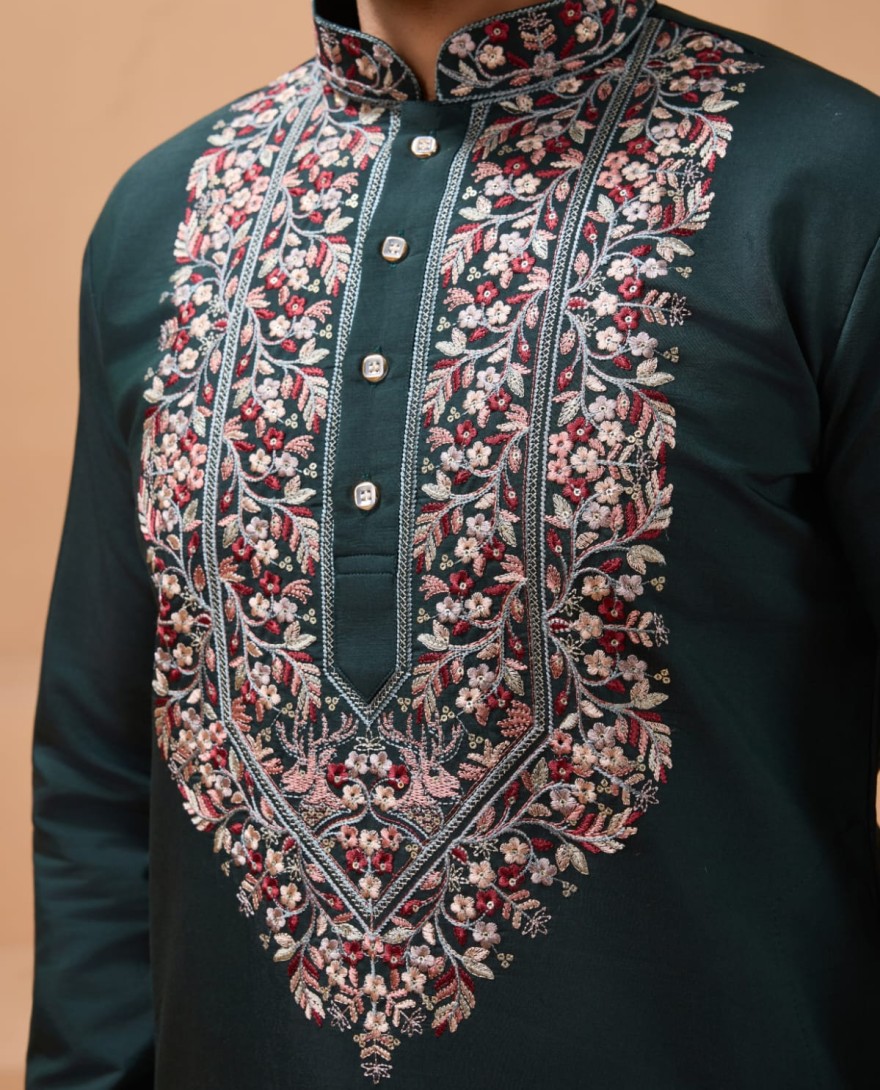 GREEN - Perfect Green Festival Special Kurta with Dupatta for Mens