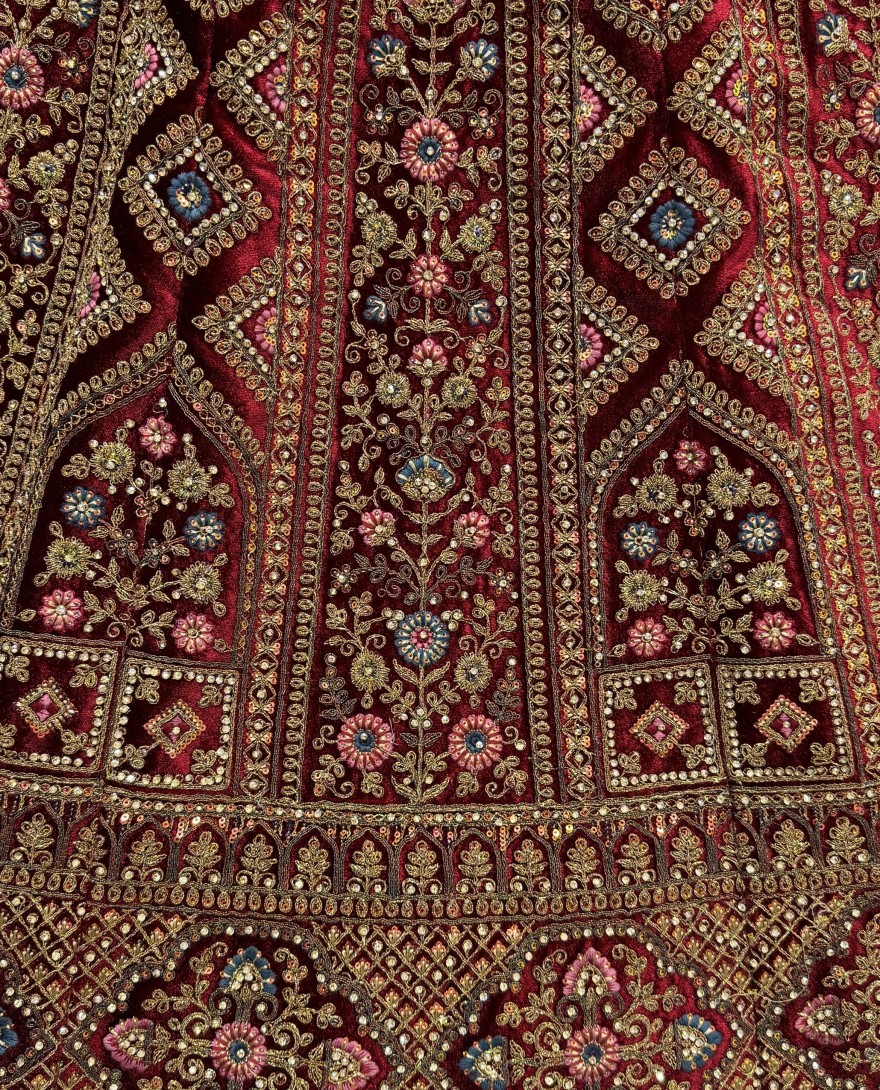 2855-red - Perfect Dori Red Embroidery Designer Velvet Lehenga choli 