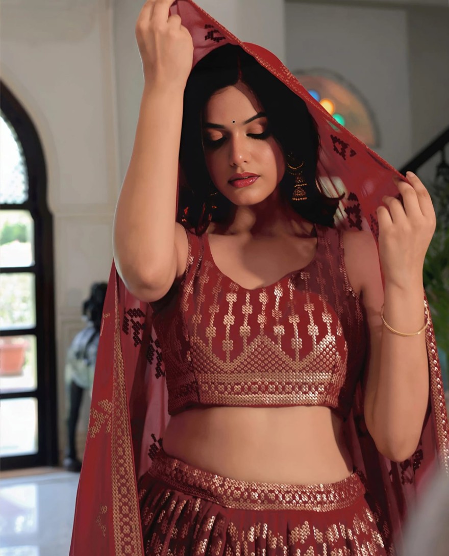 Maroon - Elegant Maroon Georgette Embroidered Lehenga Choli With Dupatta