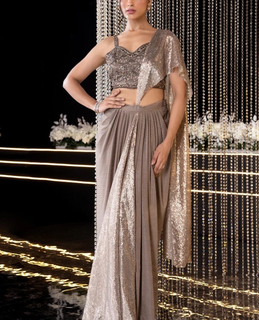 GOLDEN - Champagne Charm-Pre-Draped Saree