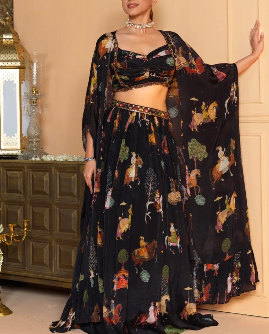 BLACK - Dark Drama-Skirt Set