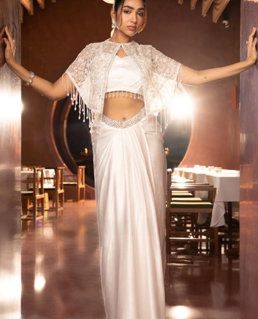 WHITE - Chaand Sifarish-Skirt Set